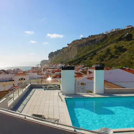 Salvador's House T2 - Rooftop Pool & Center * Nazare
