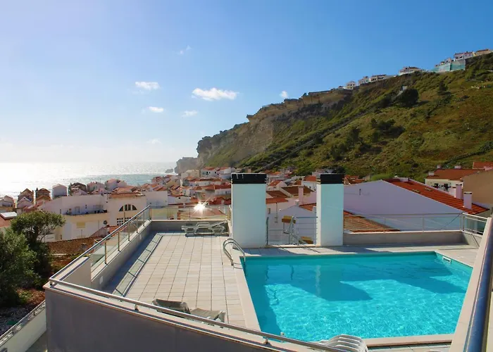 Salvador's House T2 - Rooftop Pool & Center * Nazaré